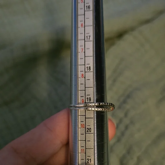 Elegant Silver And Black Twist Ring, KAY JEWLERS Rings